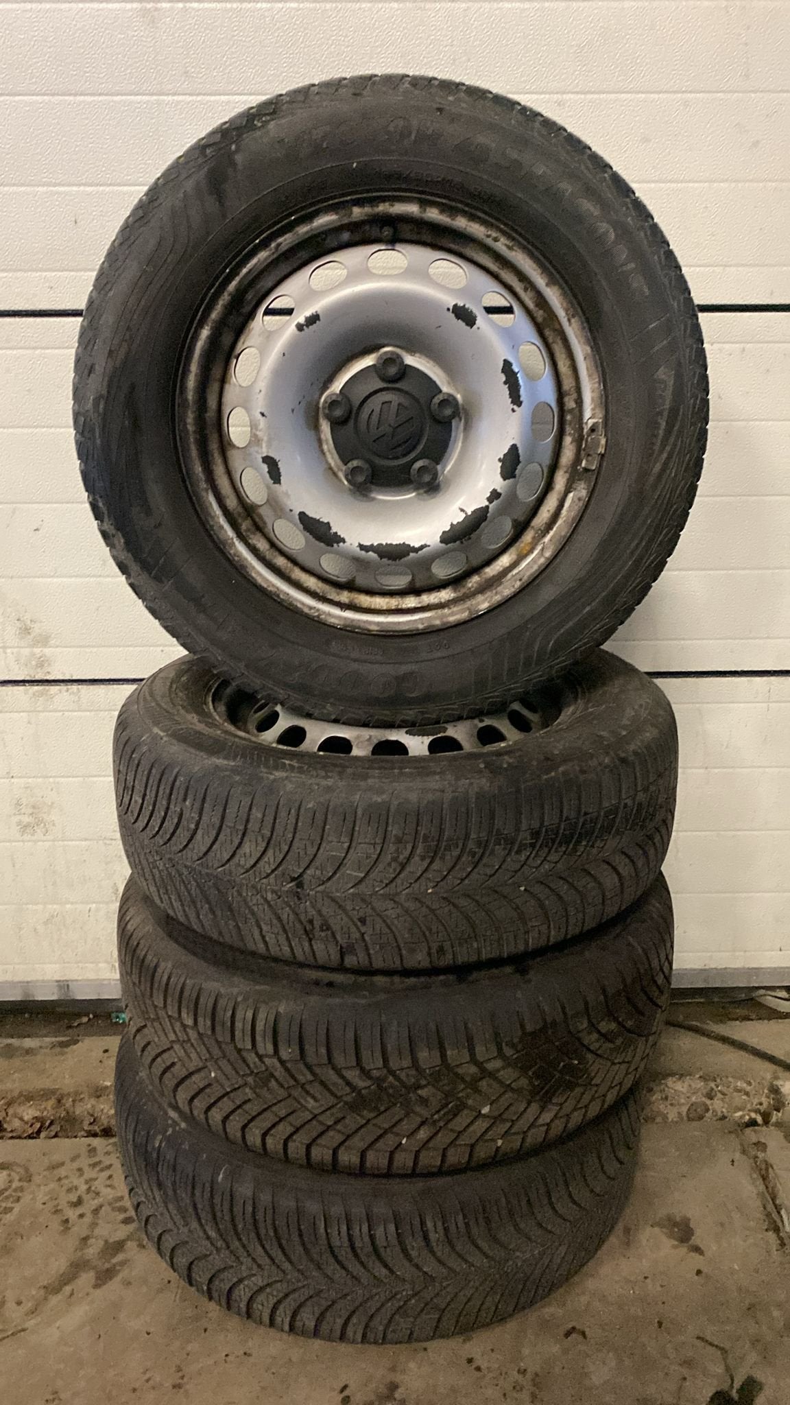 Volkswagen Caddy Golf 5 6 7 8 195-65-15 5x112 - Set 20.44, 15 inch, -, -, Banden en Velgen