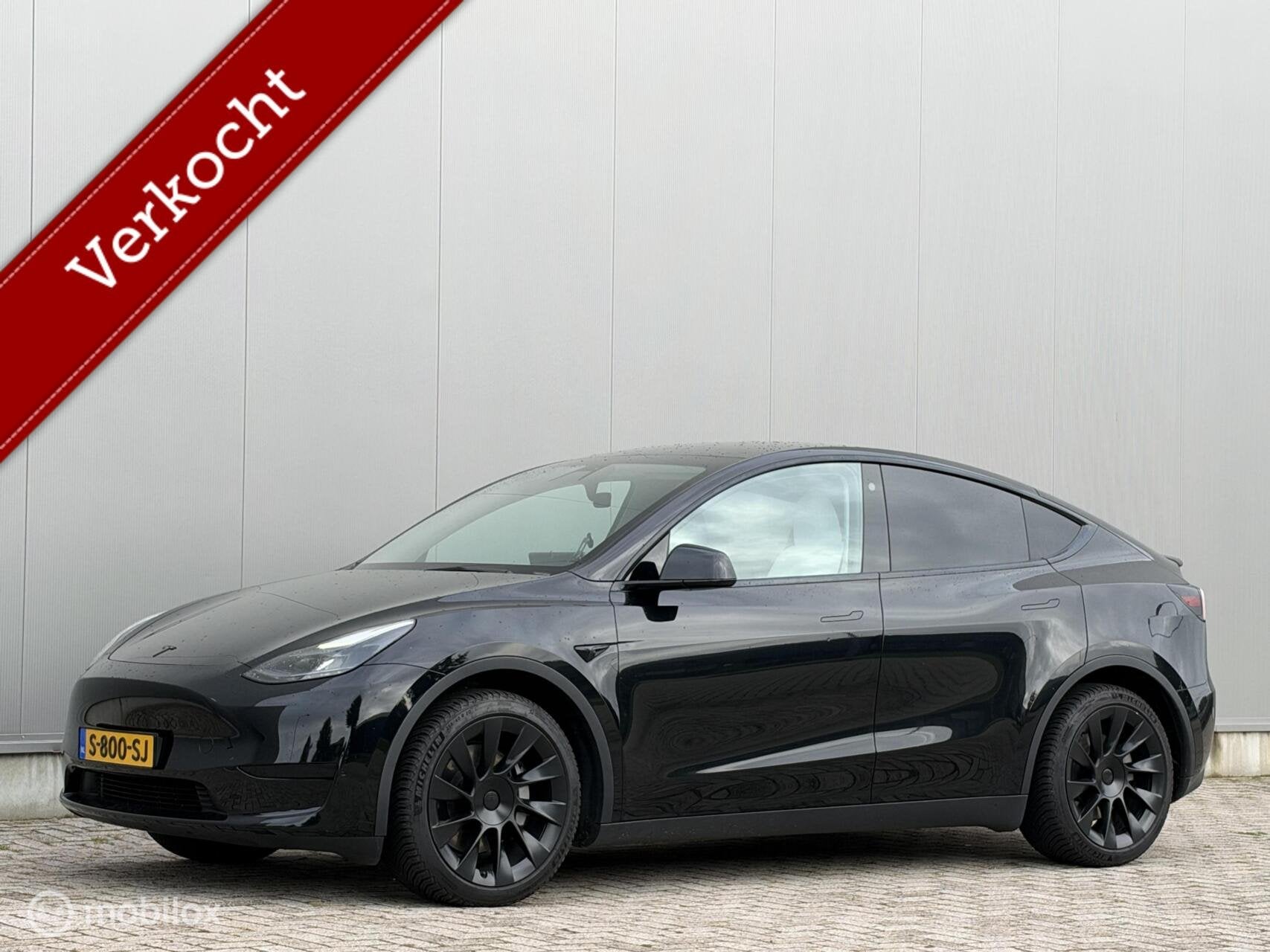 Foto 2 van Tesla Model Y Standard Range LFP | wit interieur | SOH 94%