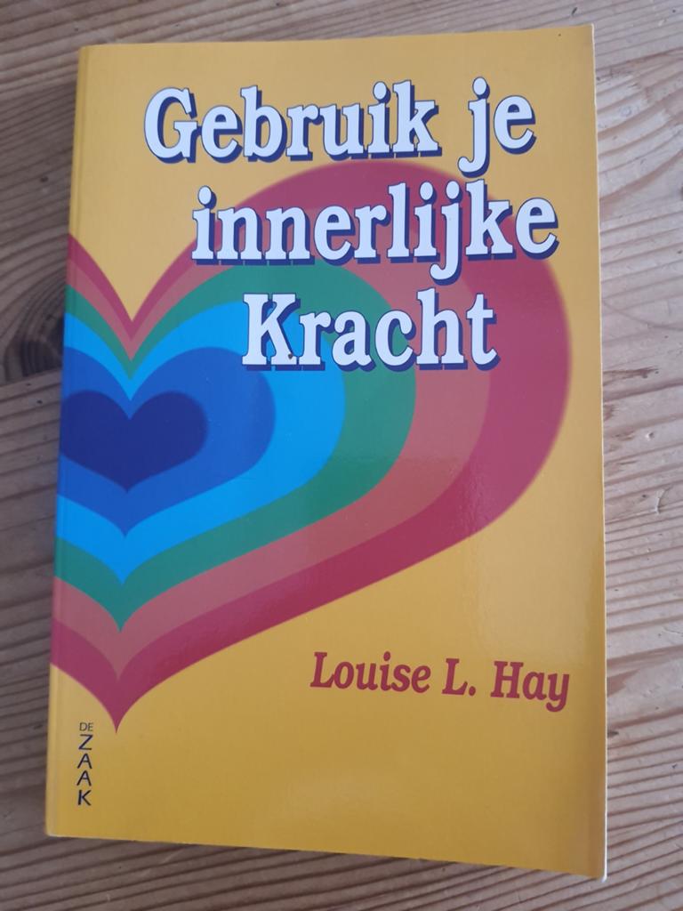 Louise Hay - Gebruik je innerlijke kracht, Boeken, Ophalen of Verzenden, Zo goed als nieuw, Spiritualiteit algemeen, Louise Hay