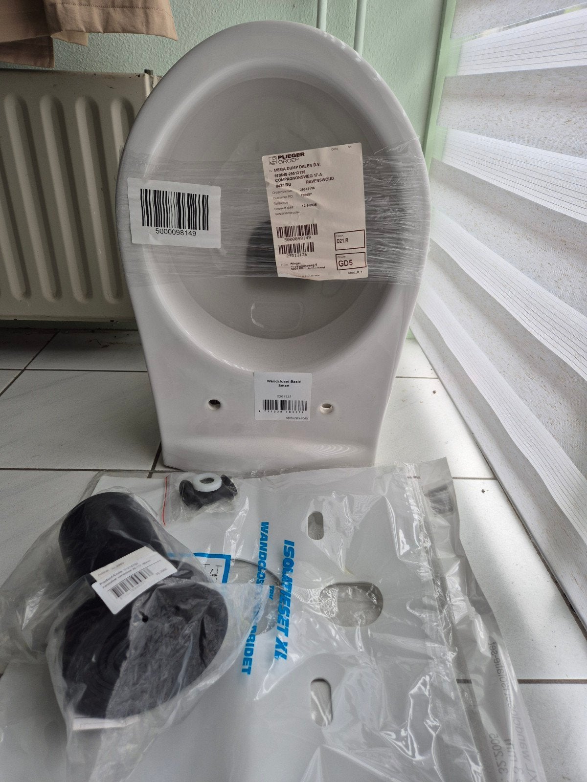 Nieuw Plieger Toilet set: wandcloset +Toebehoren, Ophalen, Nieuw, Toilet