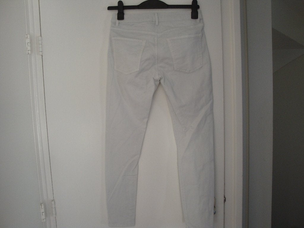 Witte lange ESPRIT jeans met ritsjes. Maat 36., Kleding | Dames, Spijkerbroeken en Jeans, Wit, Ophalen of Verzenden, Zo goed als nieuw