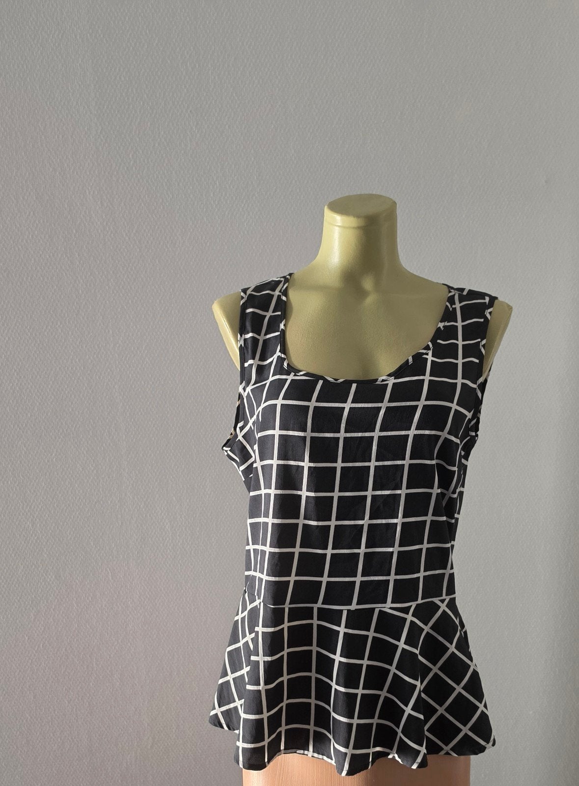 Peplum topje zwart wit - Nieuw, Wit, Maat 46/48 (XL) of groter, Nieuw, Ophalen of Verzenden