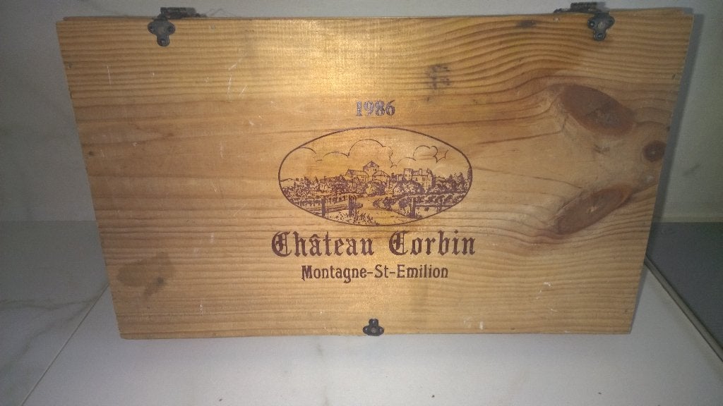 Wijn kistje  : Chateau Corbin 1986, Verzamelen, Wijnen, Ophalen of Verzenden, Gebruikt, Overige gebieden, Overige typen
