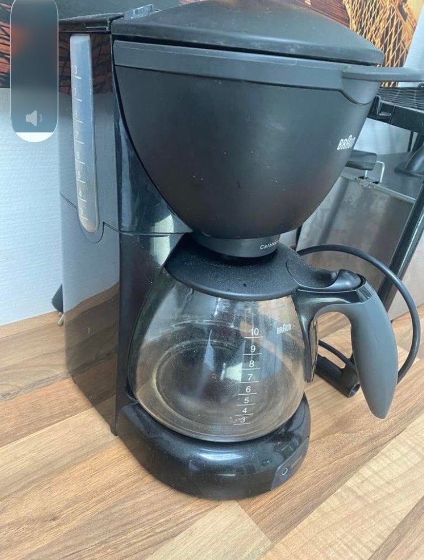 Gratis: Kapotte Braun koffiemachine voor onderdelen, Ophalen, Niet werkend