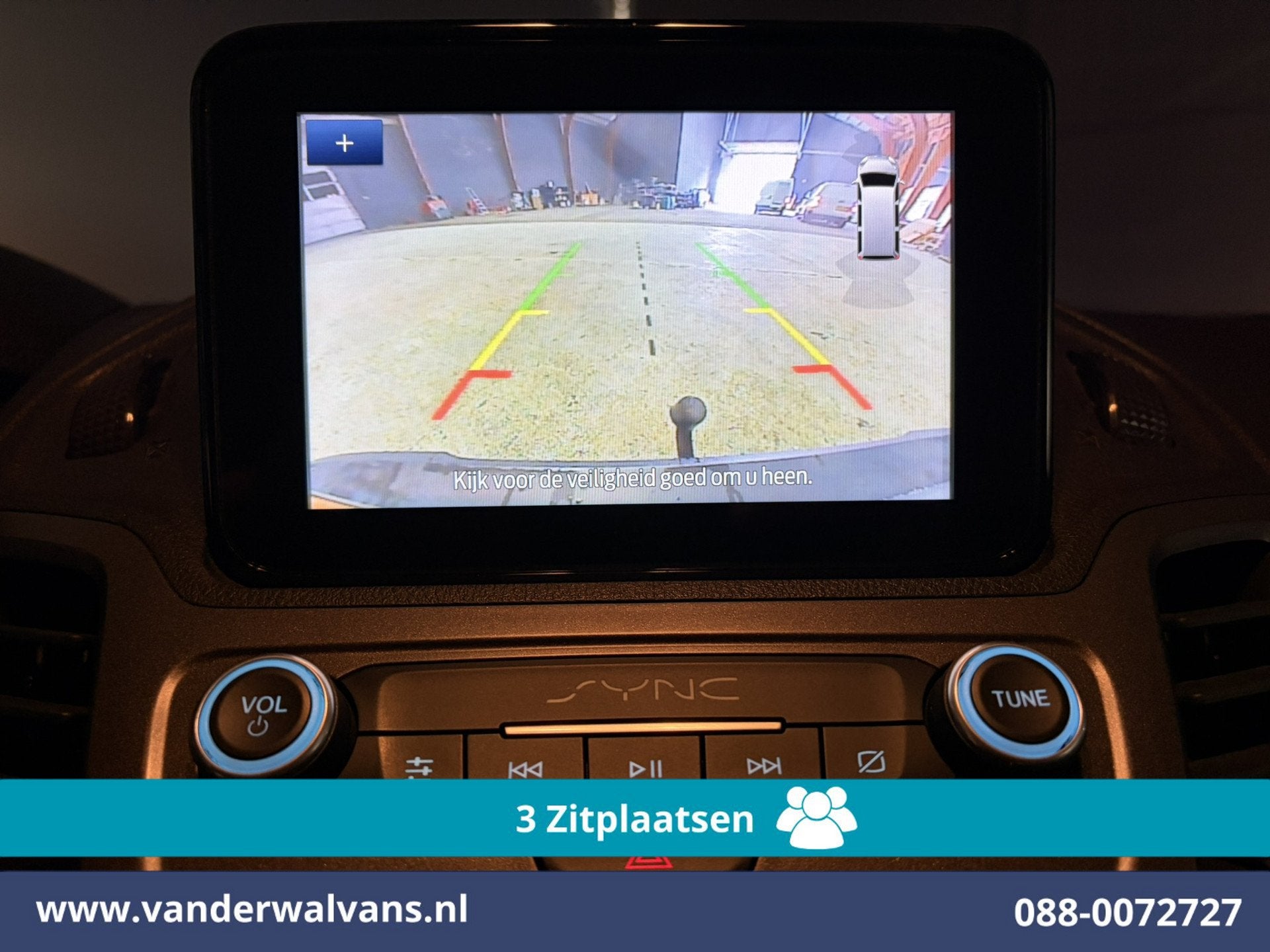 Foto 3 van Ford Transit Connect 1.5 EcoBlue 100pk L2H1 Euro6 Airco | 3-