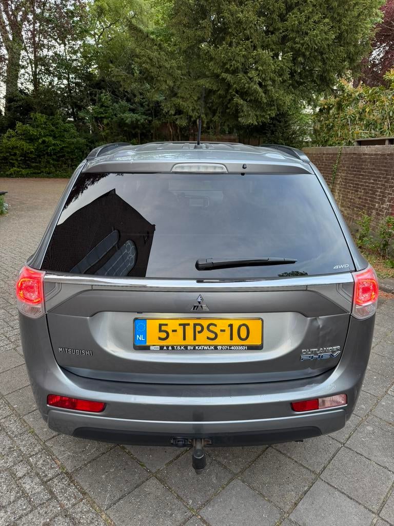 Mitsubishi Outlander 2.0 Dohc Mivec Phev 203pk 4WD CVT 5P, 1998 cc, Outlander, 1700 kg, Vierwielaandrijving