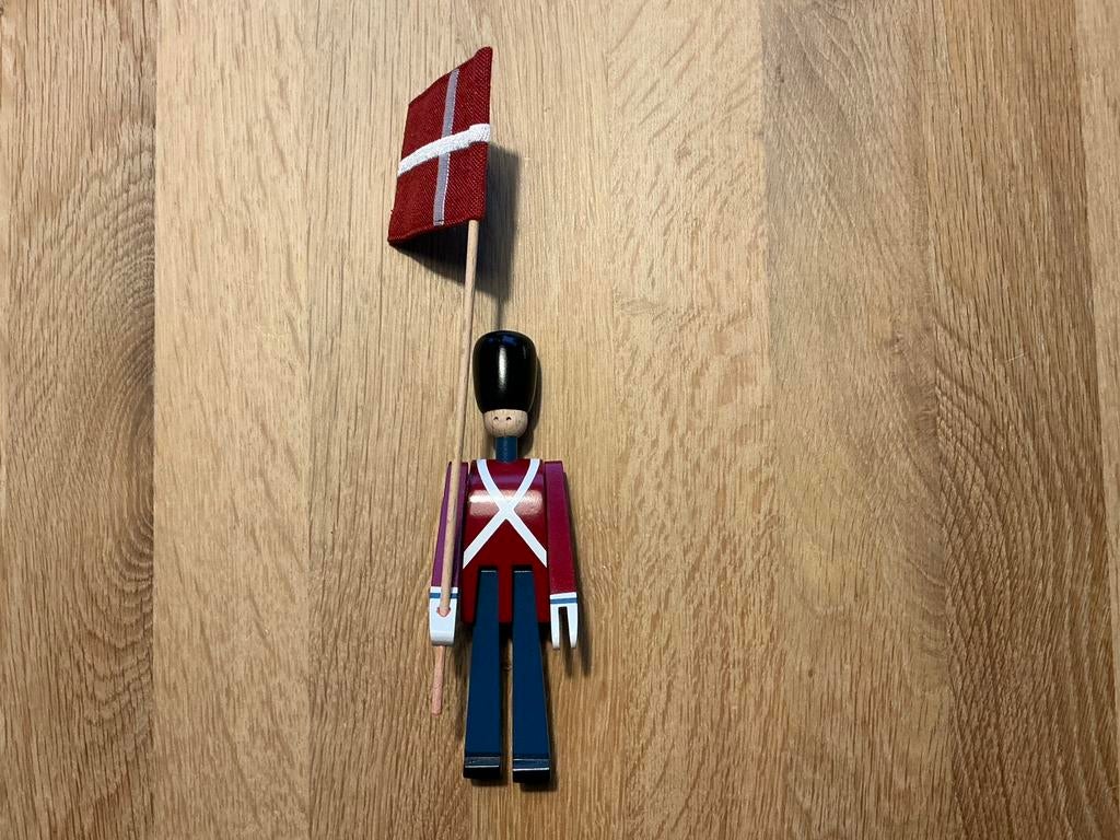 Kay Bojesen kleine vlaggendrager (vlag stof)  met doos., Ophalen of Verzenden