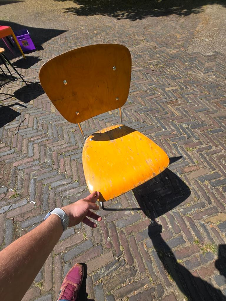 Aluflex klapstoel, Ophalen, Eén