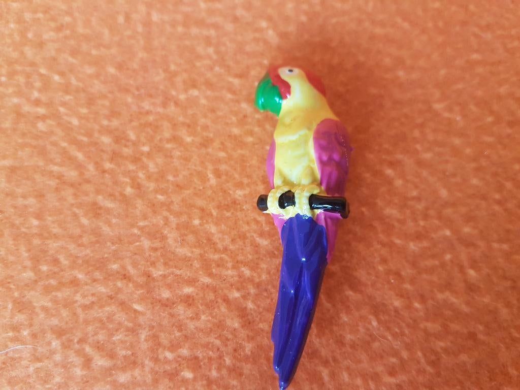Broche papagaai. Vintage, Ophalen of Verzenden, Zo goed als nieuw, Overige kleuren, Overige materialen