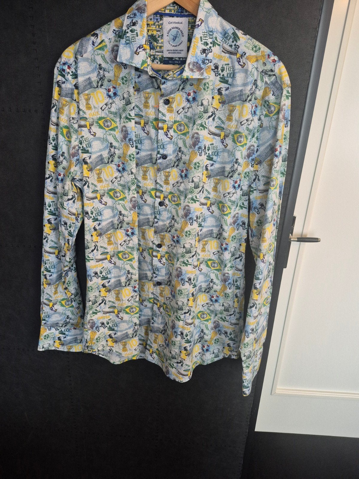 Nieuwe voetbal blouse a fish named fred, Ophalen of Verzenden, Nieuw