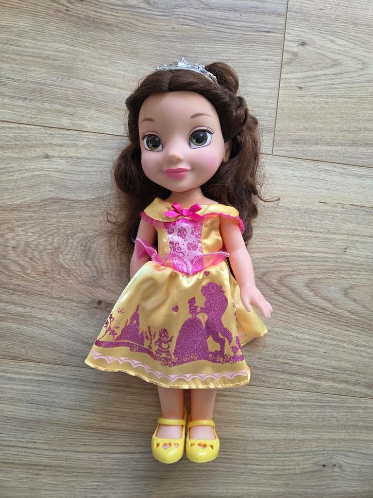 Pop Belle, 35cm. Disneyland parijs, Ophalen of Verzenden, Overige figuren, Zo goed als nieuw, Overige typen
