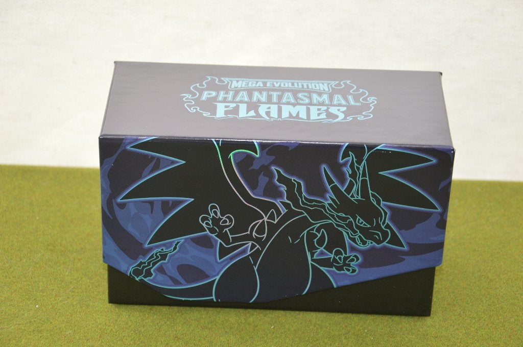 Pokémon box nieuw met kaarten, sleeves,munt, boek LEES TEKST, Ophalen, Nieuw, Meerdere kaarten