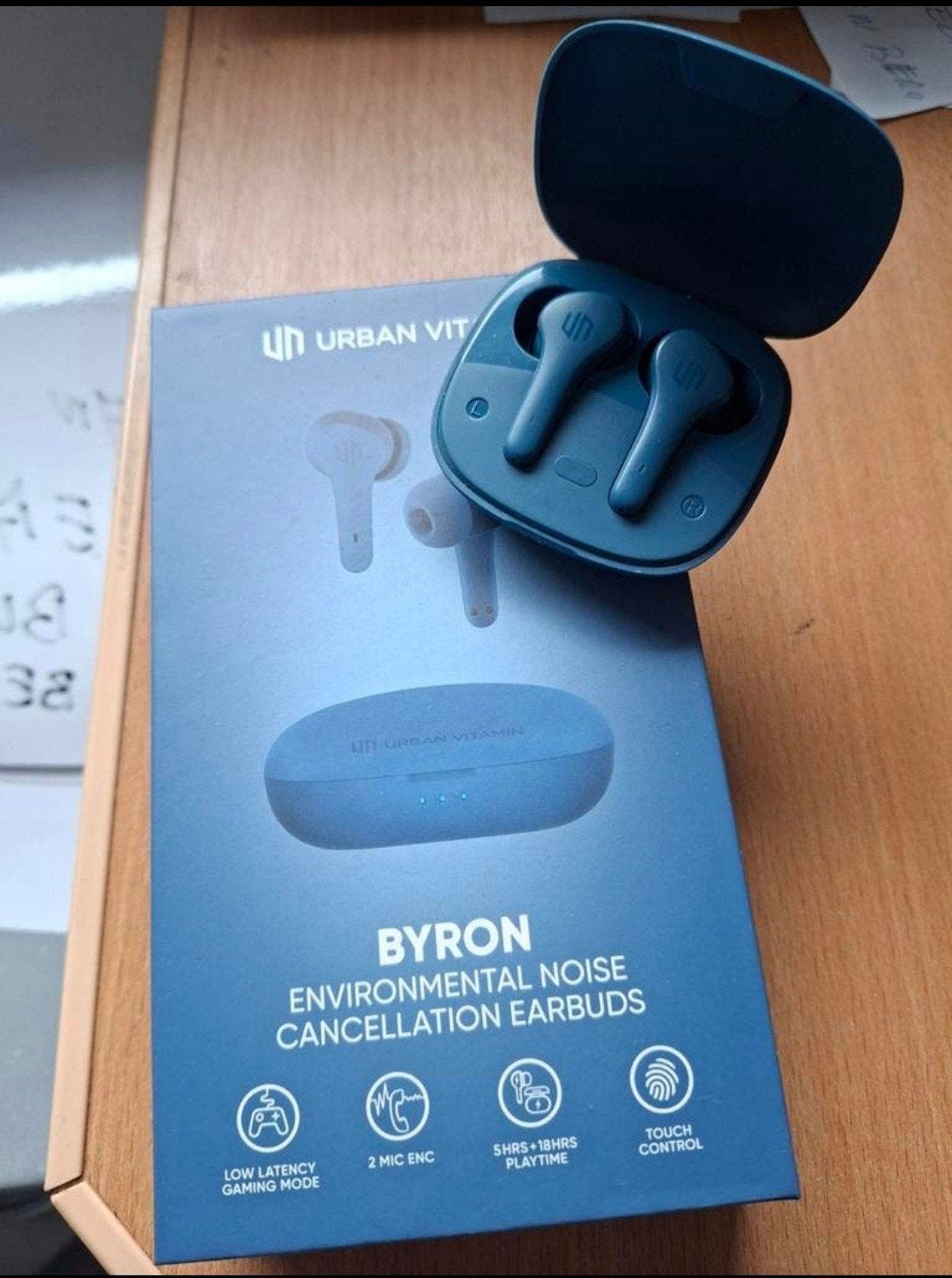 Earbuds, Ophalen of Verzenden