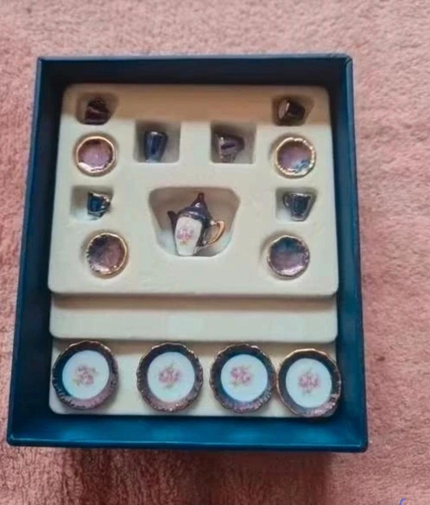 reutter miniaruren gekleurd servies, Ophalen of Verzenden, Nieuw, Poppenhuis