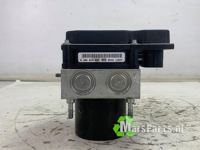 ABS Pomp van een Volkswagen Polo, Gebruikt, -, Volkswagen, -
