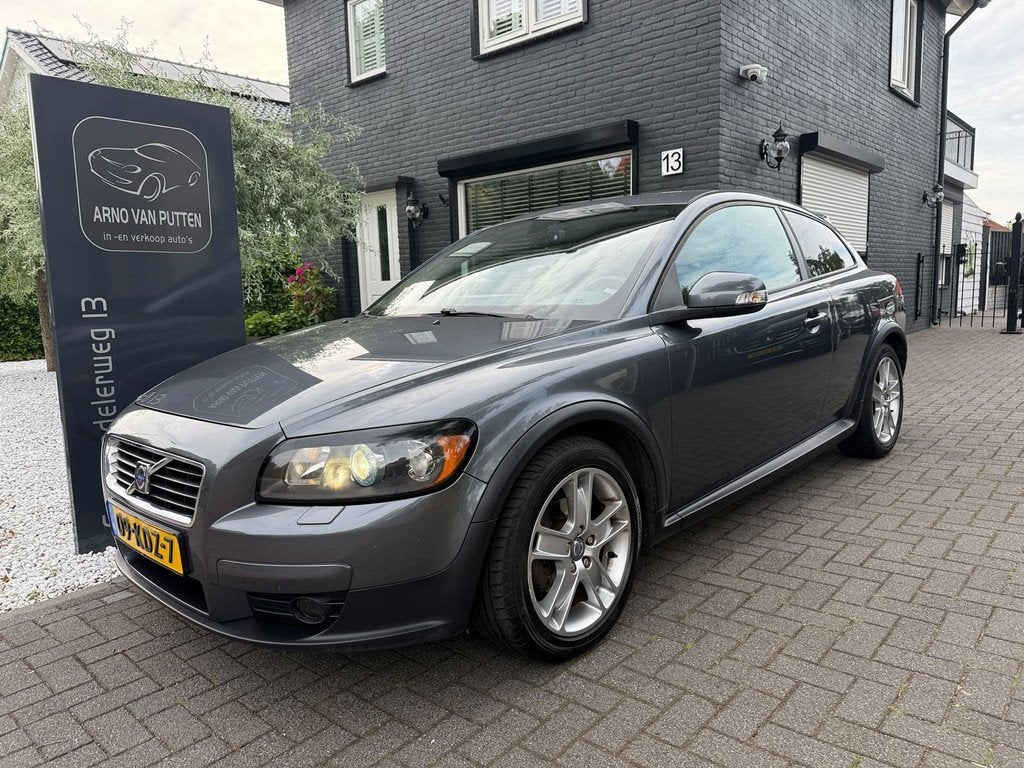 Volvo C30 1.8 Sport /Leer /Dynaudio /Trekhaak, Auto's, Volvo, 125 pk, Zwart, 4 cilinders, 4 stoelen