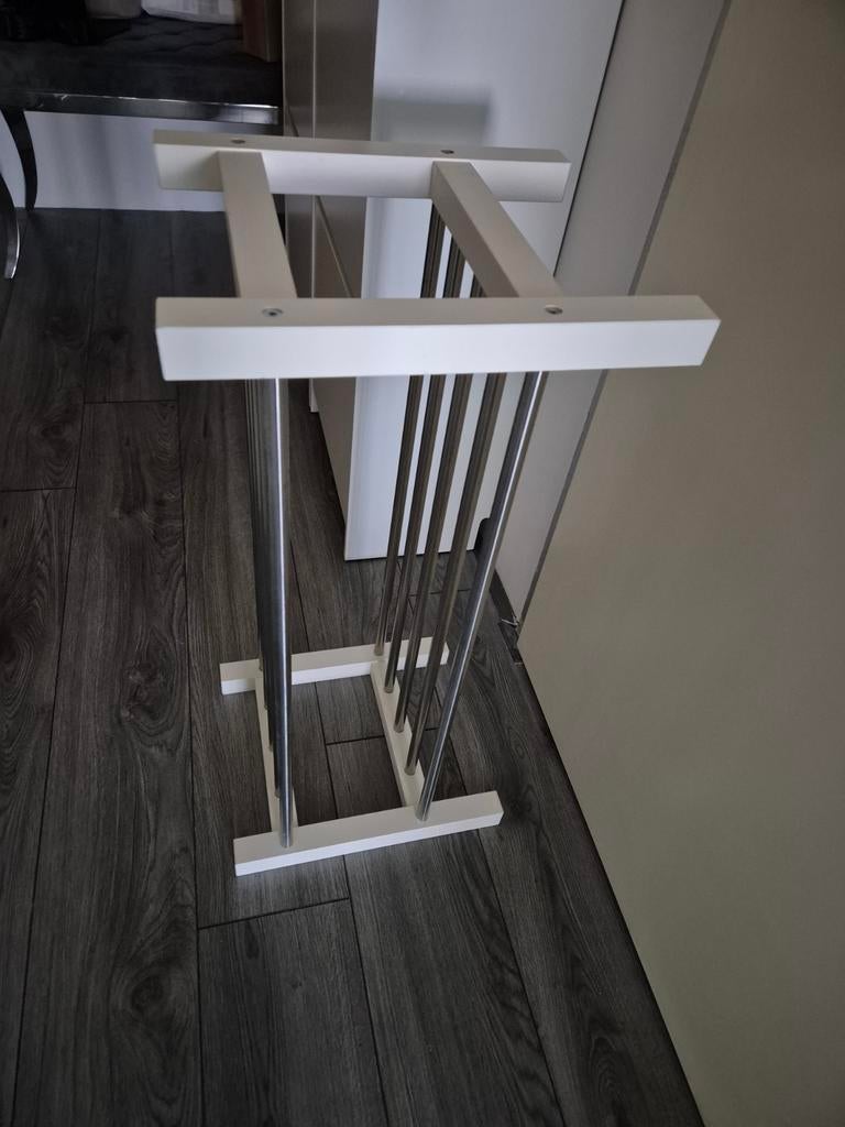 Ikea TJUSIG
Schoenenrek, Ophalen, Zo goed als nieuw