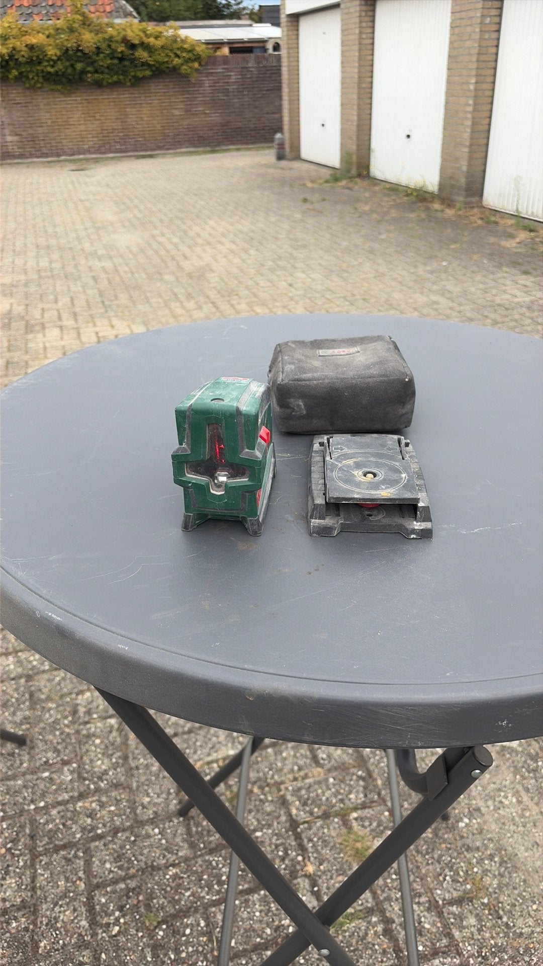 Laser bosch, Ophalen, Zo goed als nieuw