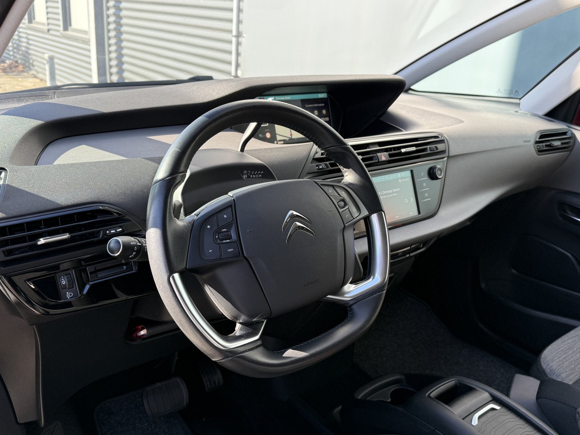 Citroën C4 Spacetourer BWJ 2021 | 1.2T Business AUTOMAAT |, Auto's, Stof, Gebruikt, 1199 cc, Automatische klimaatregeling