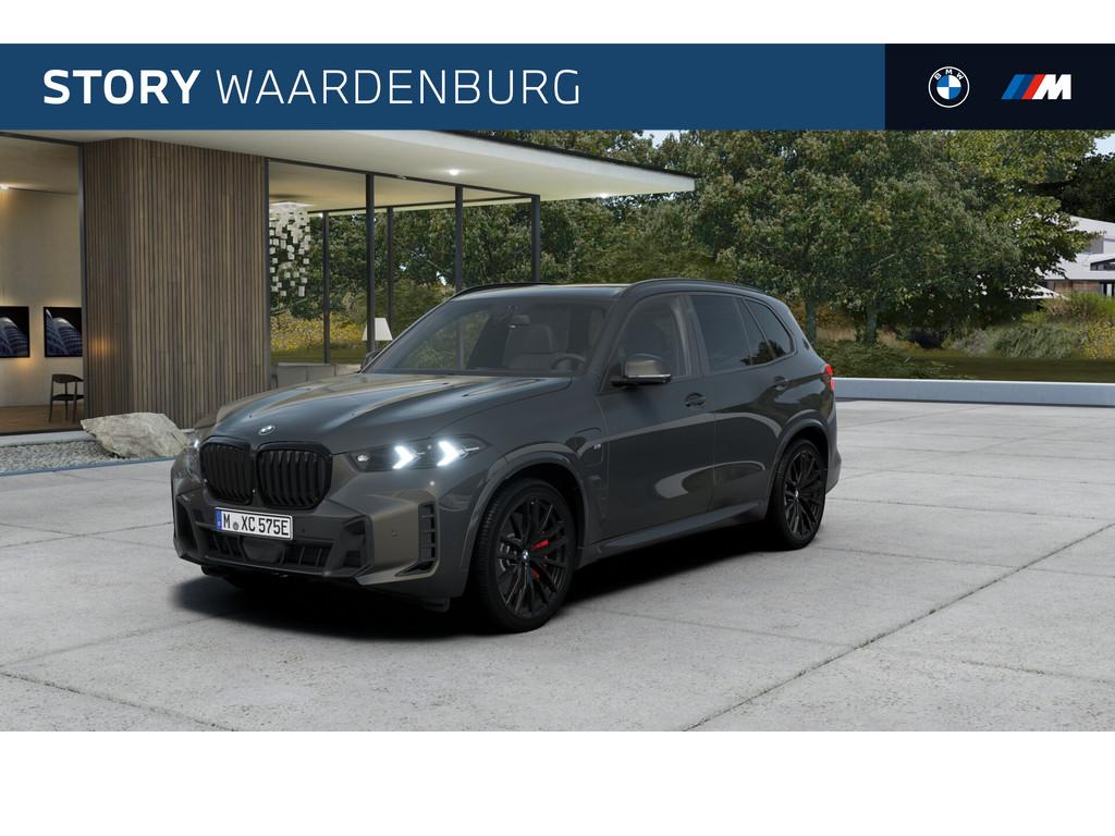 BMW X5 xDrive50e M Sport Automaat / Trekhaak / Panoramadak S, Automaat, 2395 kg, Leder, Bedrijf