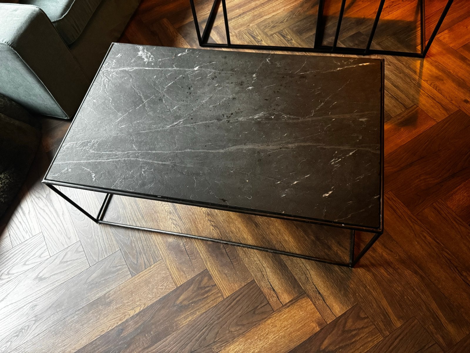 Salontafel met natuursteen blad, Gebruikt, 100 tot 150 cm, Metaal, Modern