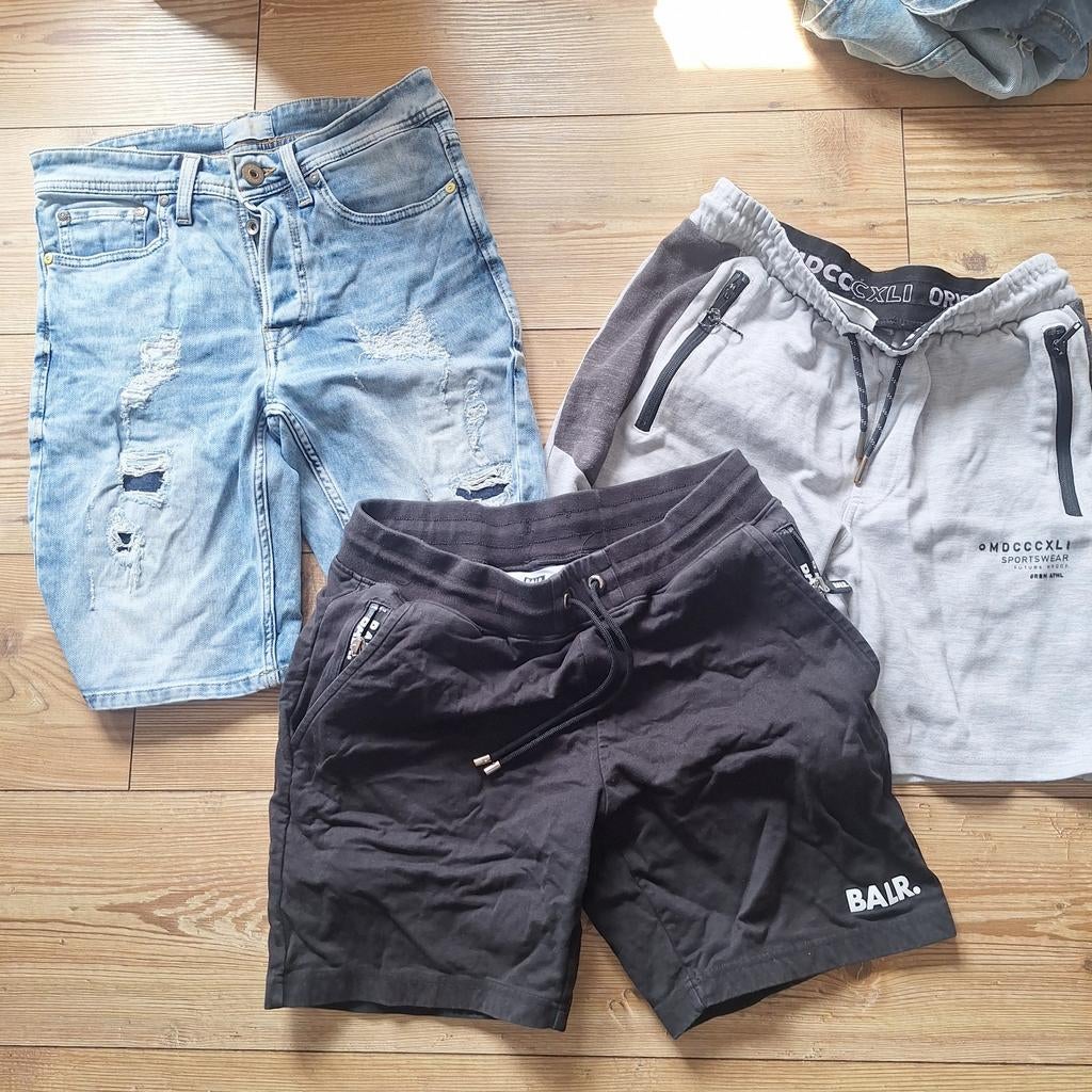 Jack & Jones jeansshort en Balr. joggingbroek kort, Kleding | Heren, Spijkerbroeken en Jeans, Blauw, Overige jeansmaten, Ophalen of Verzenden