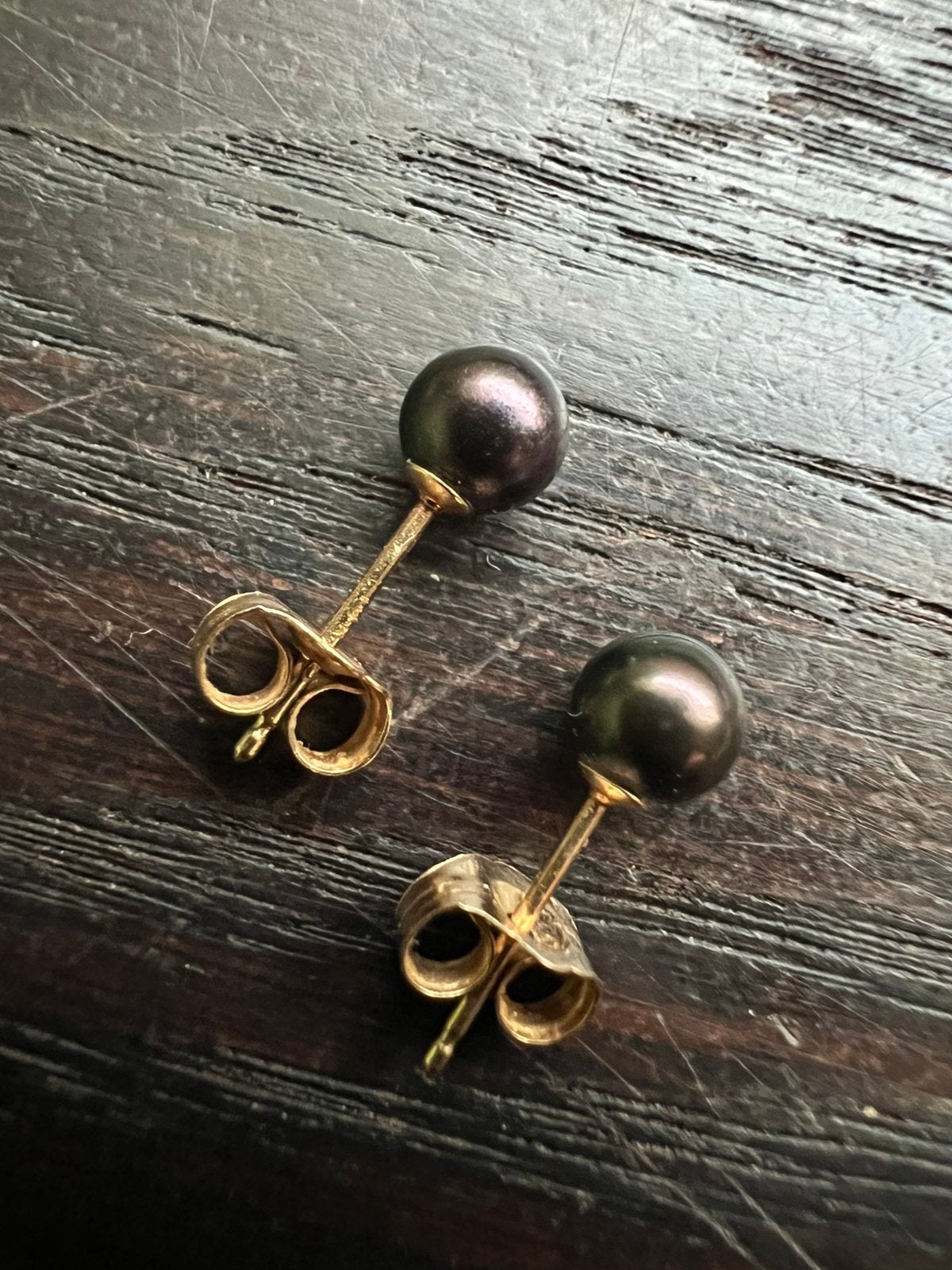 14k gouden oorstekers met (tahiti-) parel, Sieraden, Tassen en Uiterlijk, Ophalen of Verzenden, Zo goed als nieuw, Knopjes of Stekers
