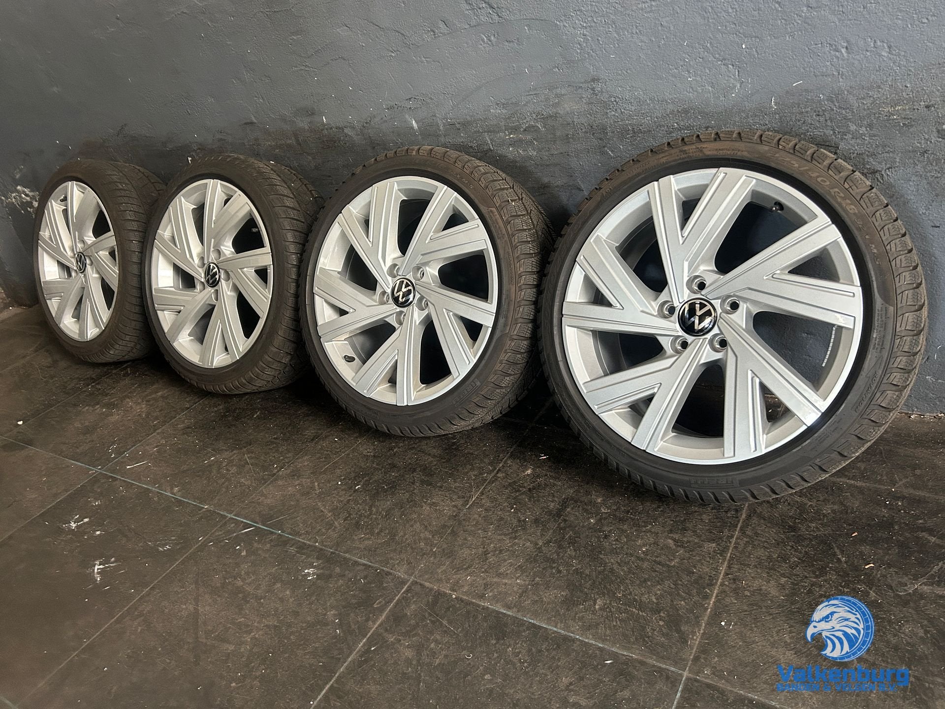 7-8mm! Originele VW Golf 8 GTI 5H Bergamo 18 inch velgen 5x1