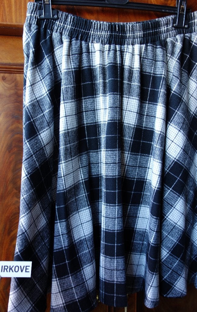 WINTER RUIT ROK * Maat XL * Zwart Wit *, Verzenden, Rok, Zwart, Zo goed als nieuw