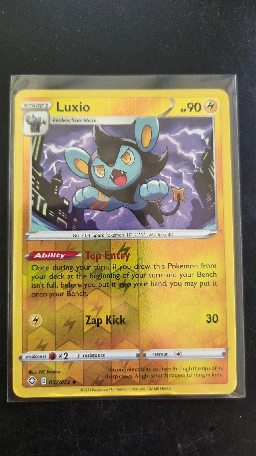 Luxio 032/072 Reverse Holo - Shining Fates, Verzenden, Zo goed als nieuw, Losse kaart, Foil