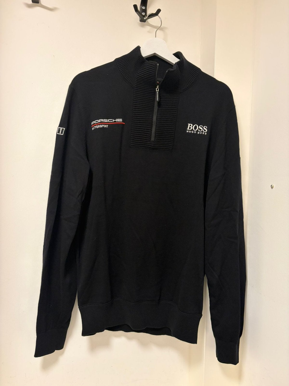 Porsche Zip Hugo Boss Maat M, Kleding | Heren, Ophalen of Verzenden, Nieuw, Maat 48/50 (M), Zwart