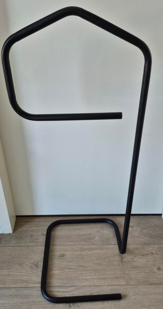 Kledingrek ikea GRUND vintage jaren 80 niels gammelgaard, Huis en Inrichting, Woonaccessoires | Overige, Ophalen, Gebruikt