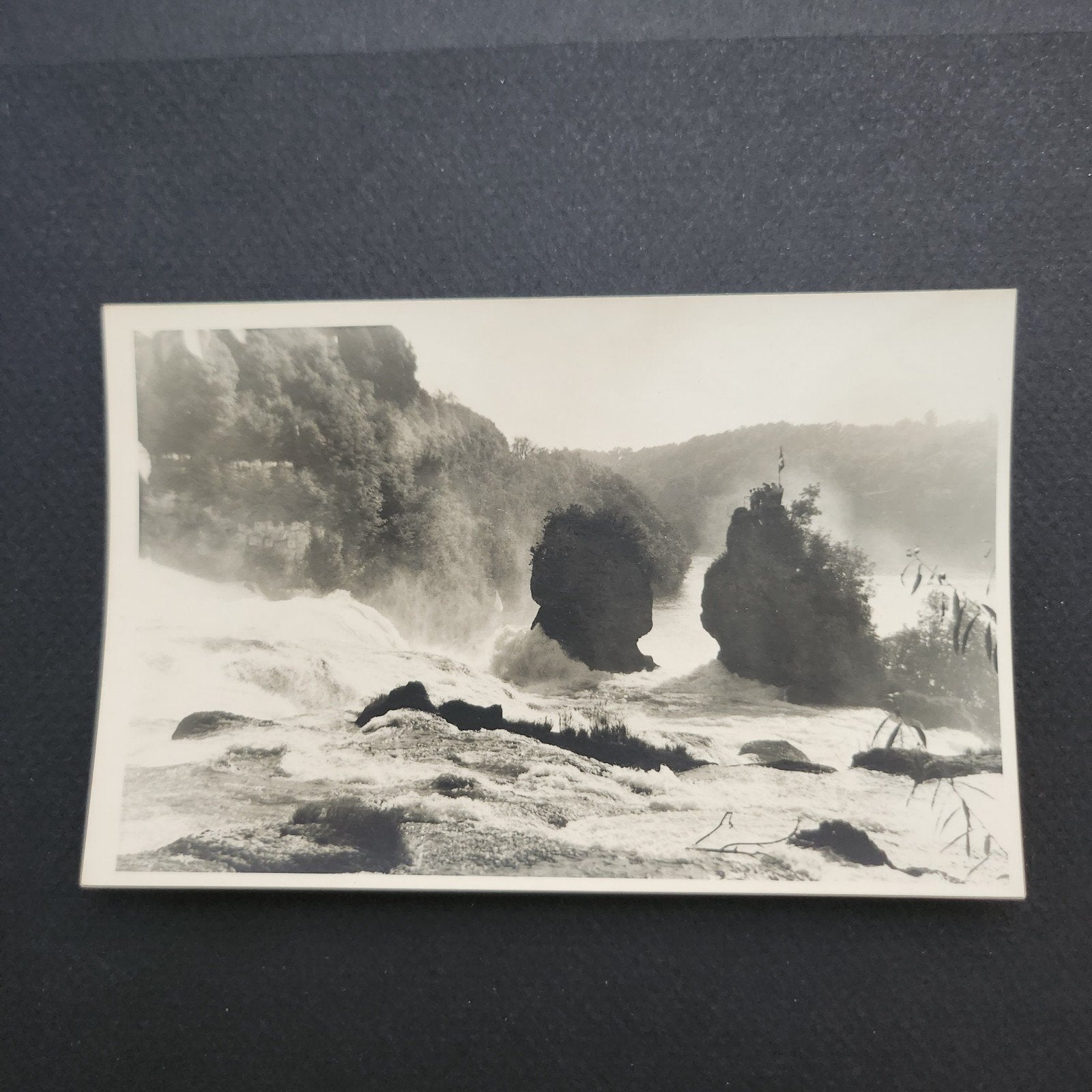 Oude foto Rijnwatervallen Schaffhausen Zwitserland, Verzamelen, Verzenden, Voor 1920, Gelopen