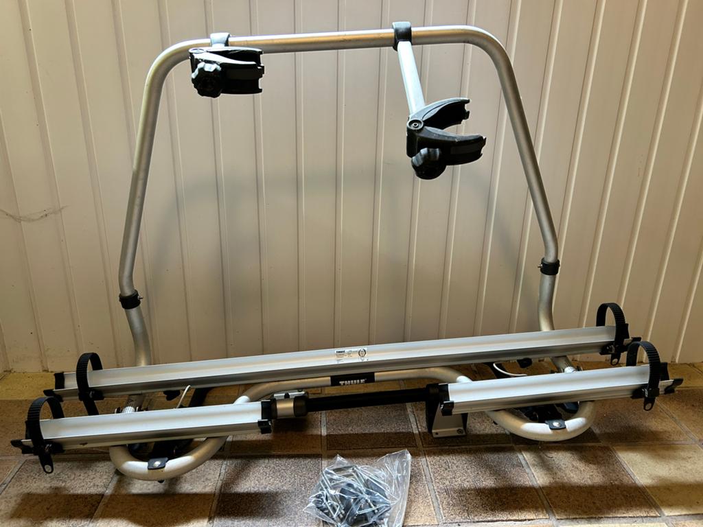Thule Caravan Superb fietsendrager voor 2 fietsen, Ophalen, Zo goed als nieuw