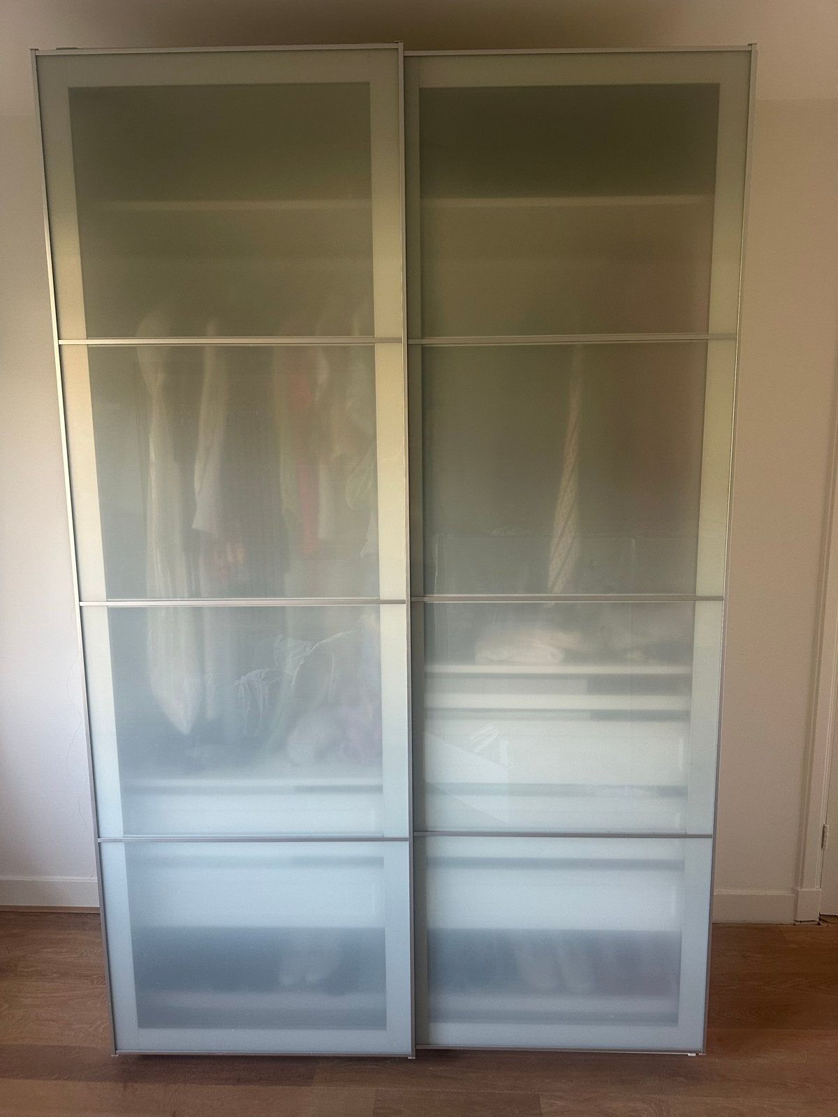 IKEA PAX Kledingkast met schuifdeuren en lades, Ophalen, 100 tot 150 cm, 200 cm of meer, Zo goed als nieuw