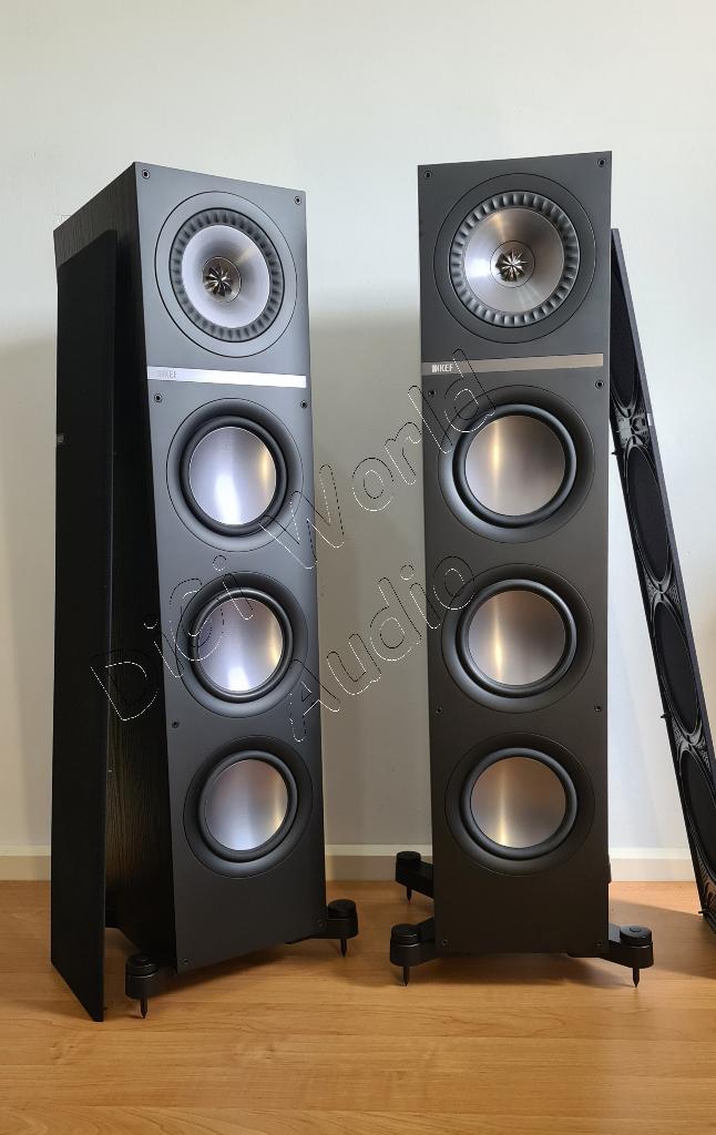 KEF Q700 in de elegante kleur Black ash