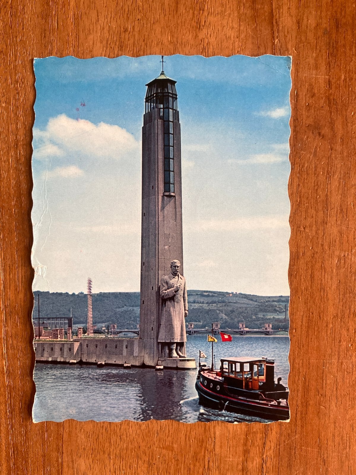 Sleepboot in het Albertkanaal en monument Luik - 1961, Ophalen of Verzenden, Gebruikt, Motorboot, Kaart, Foto of Prent