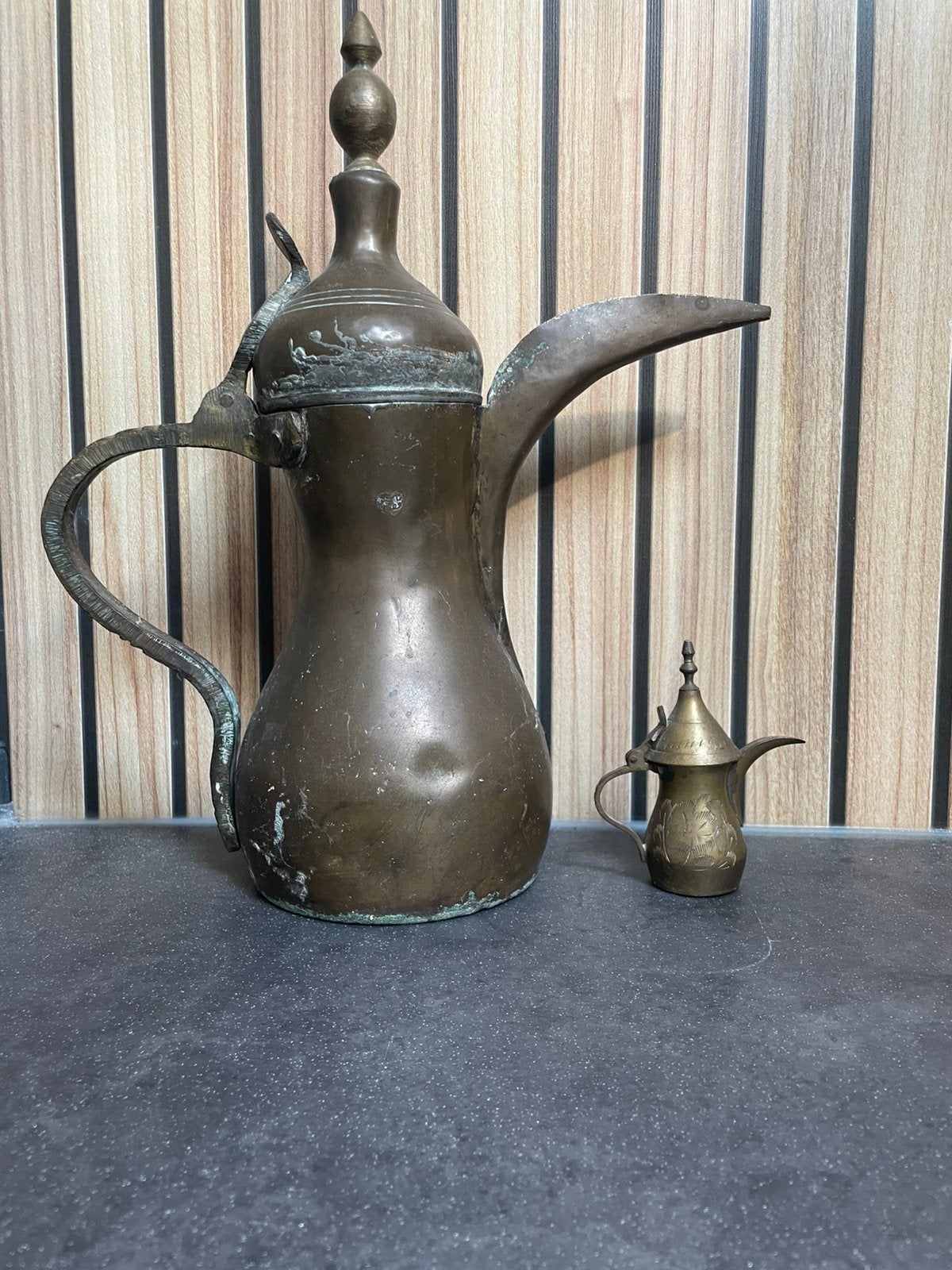 Unieke Midden Oosten Dallah koffiepot, Ophalen of Verzenden, Koper