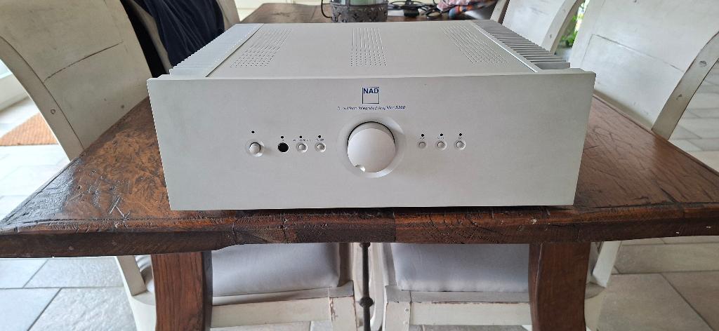 NAD S300, Zo goed als nieuw, 60 tot 120 watt, Stereo, Ophalen