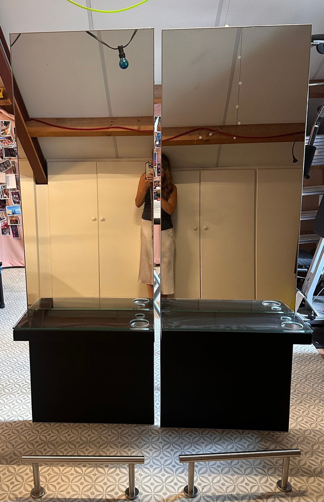 2 Salon spiegels en wasunit en 2 losse voetsteunen, Ophalen, Gebruikt, 150 tot 200 cm, Rechthoekig