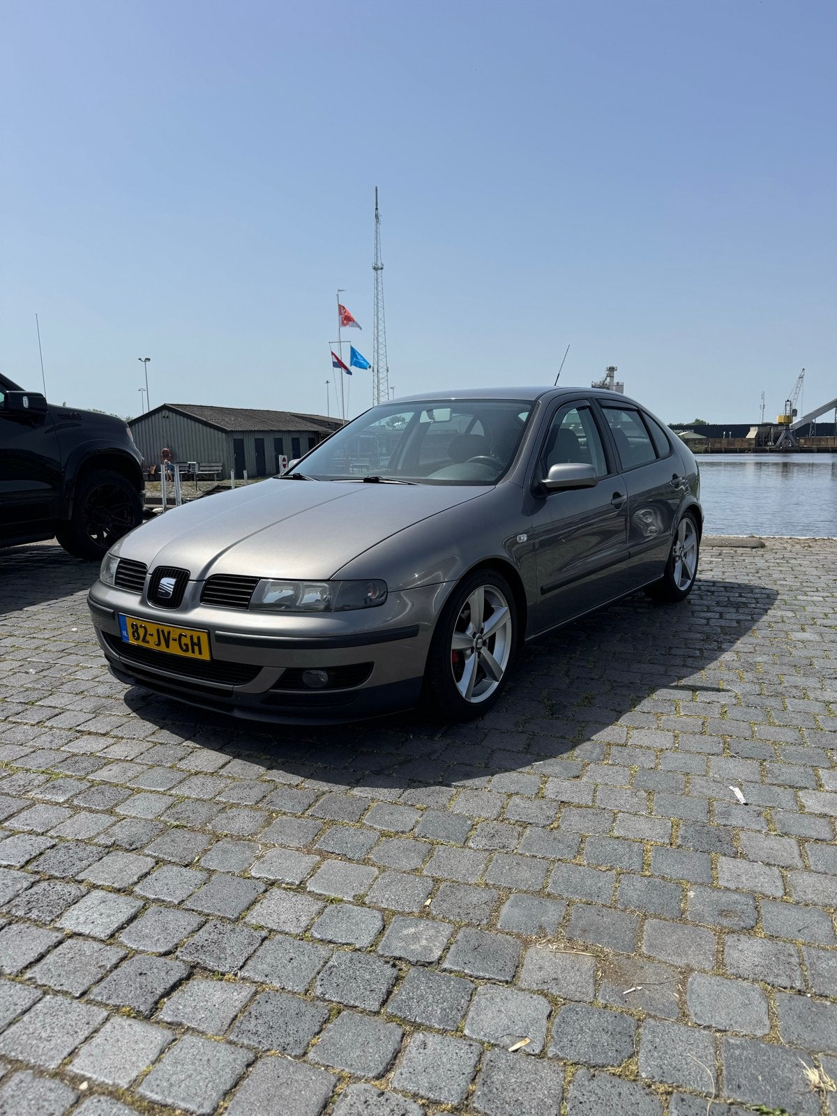 Seat Leon 1.6 16V 77KW 2002 Grijs, Auto's, Voorwielaandrijving, 4 cilinders, Leon, 1200 kg