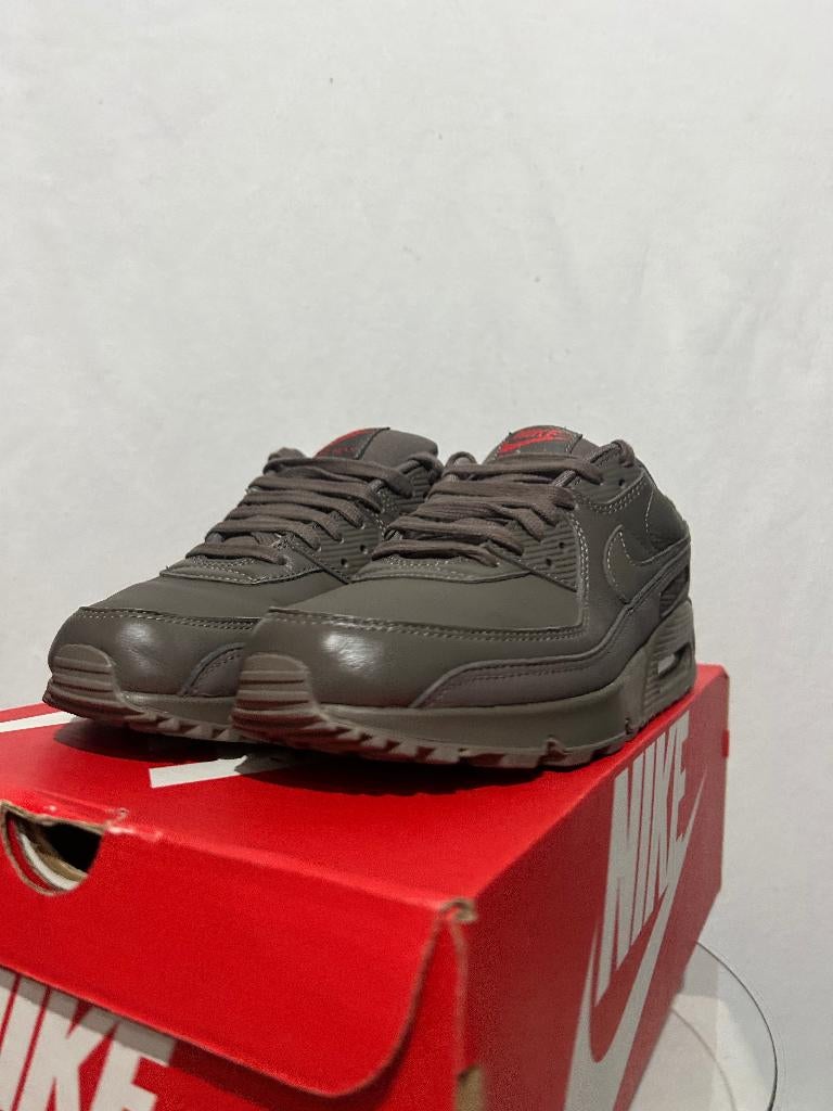 ALS NIEUW! Maat 44 - Nike Air Max 90 ESS+ Cave Stone, Overige kleuren, Verzenden, Nike, Nike
