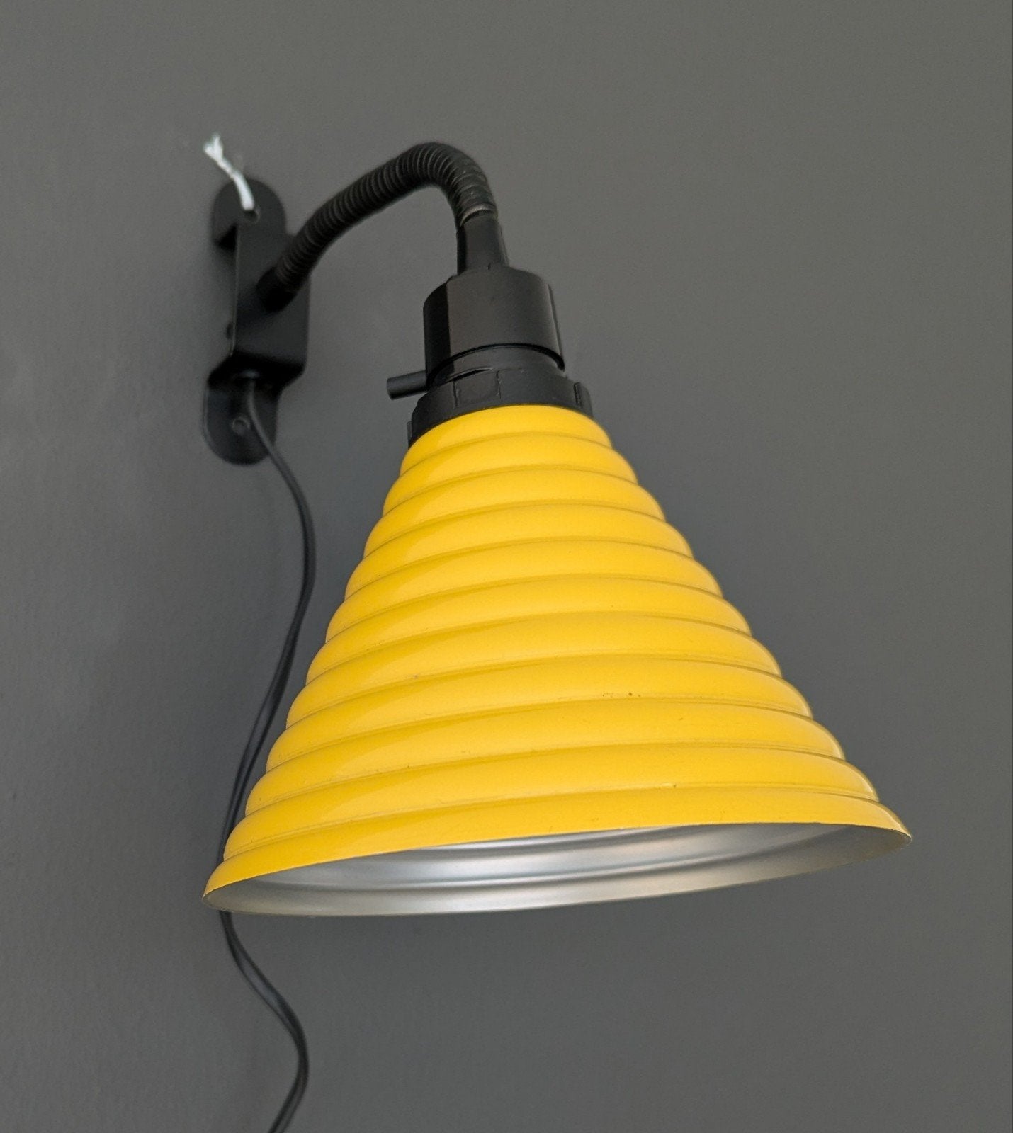Vintage IKEA Snitt wandlamp, 80s, Memphis, Retro, pop-art, Ophalen of Verzenden, IKEA, E27 (groot), Geel