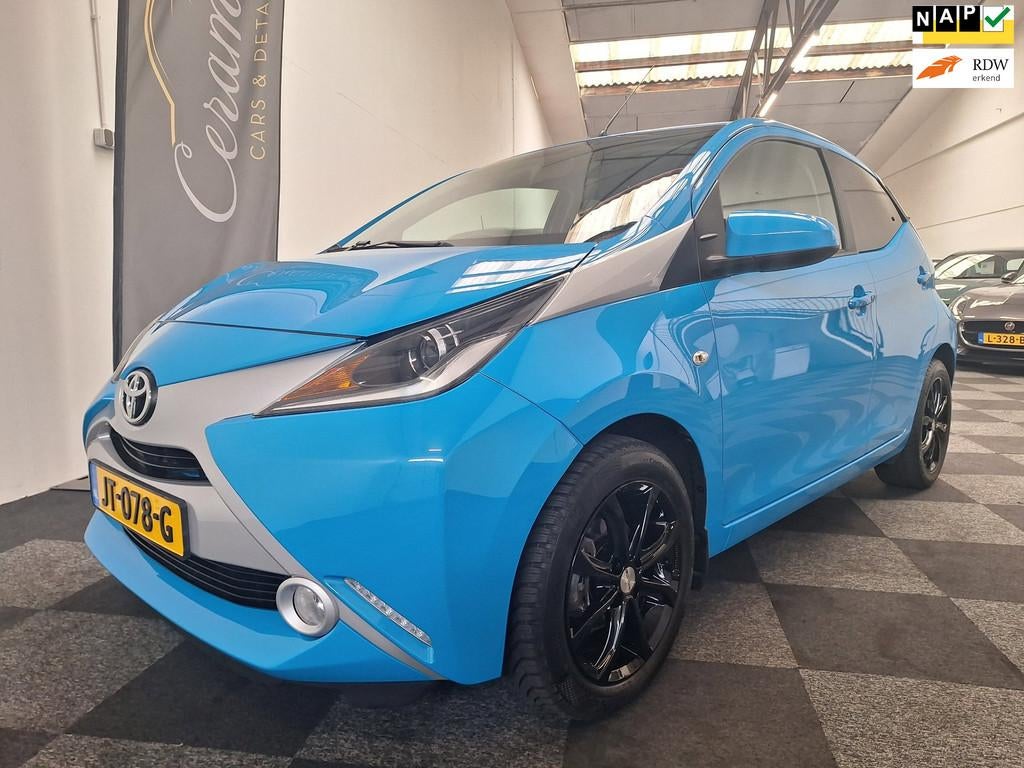 Toyota Aygo 2016. X-play. Luxury pakket. 1e eig. 78.000 km., Auto's, Toyota, Voorwielaandrijving, Stof, Gebruikt, Euro 6