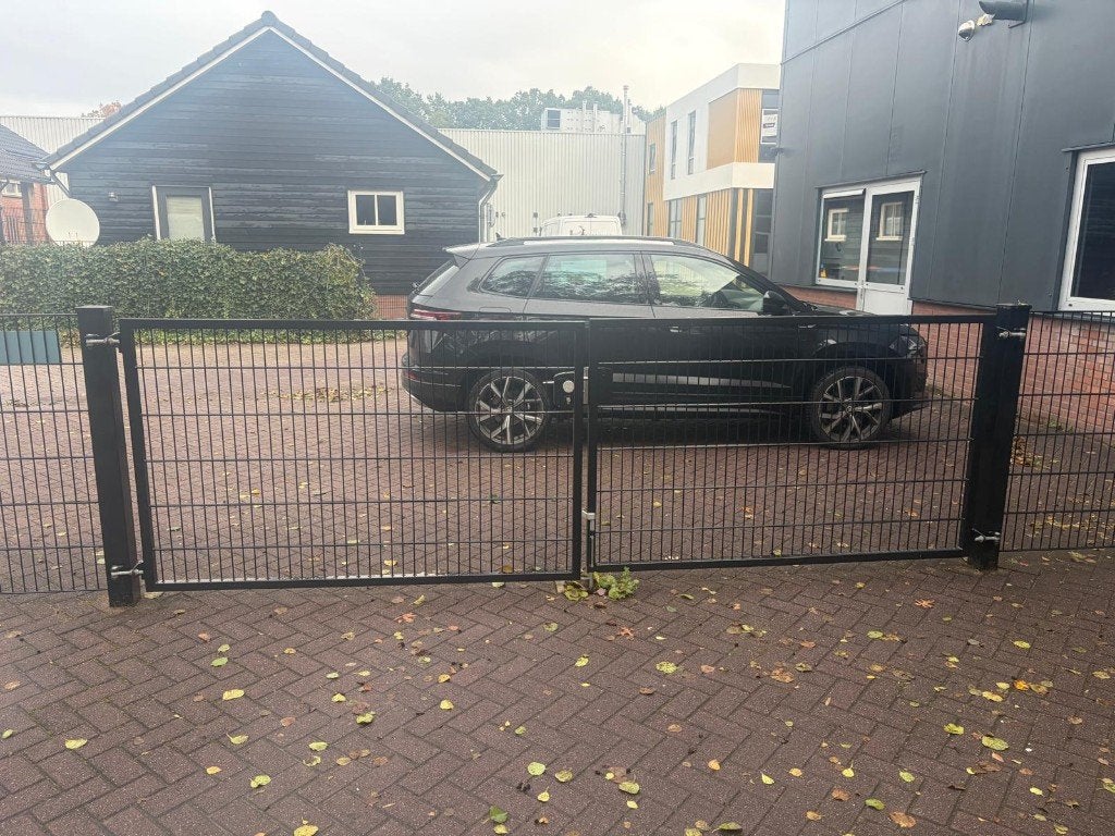 Dubbele poort 4m doorgang, 120cm hoog, Tuin en Terras, Met poort, Gebruikt, Dubbelstaafmat hekwerk, Ophalen of Verzenden