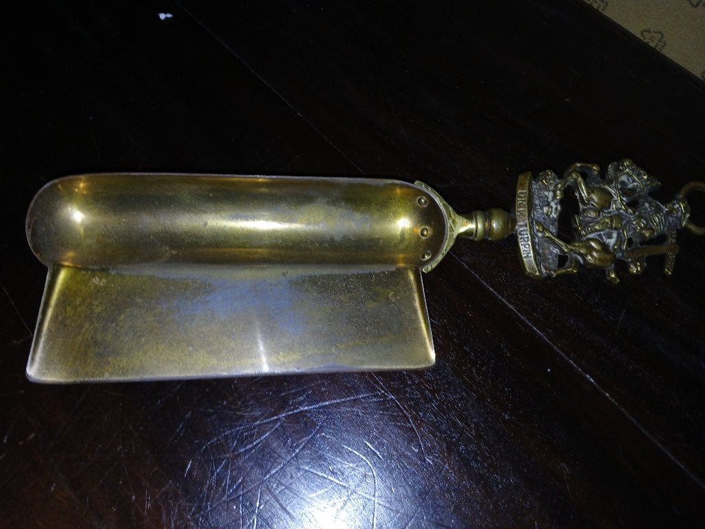 Antieke koperen kruimeldief met decoratief handvat, Ophalen of Verzenden, Koper