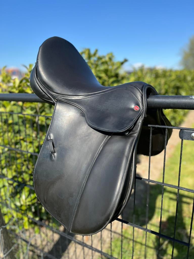 Lemetex veelzijdigheidszadel 17inch, Ophalen, Gebruikt