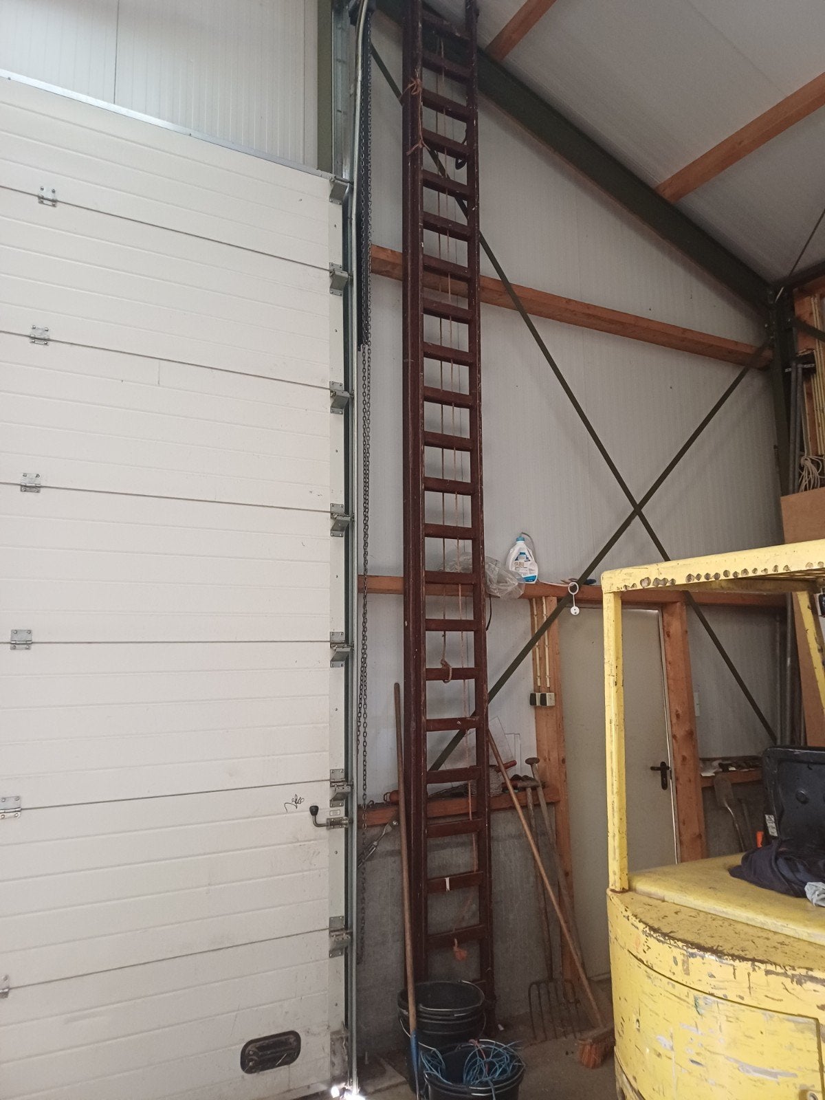 Hele lange houten ladder schildersladder 2x22 treden, Ophalen, Zo goed als nieuw, 4 meter of meer