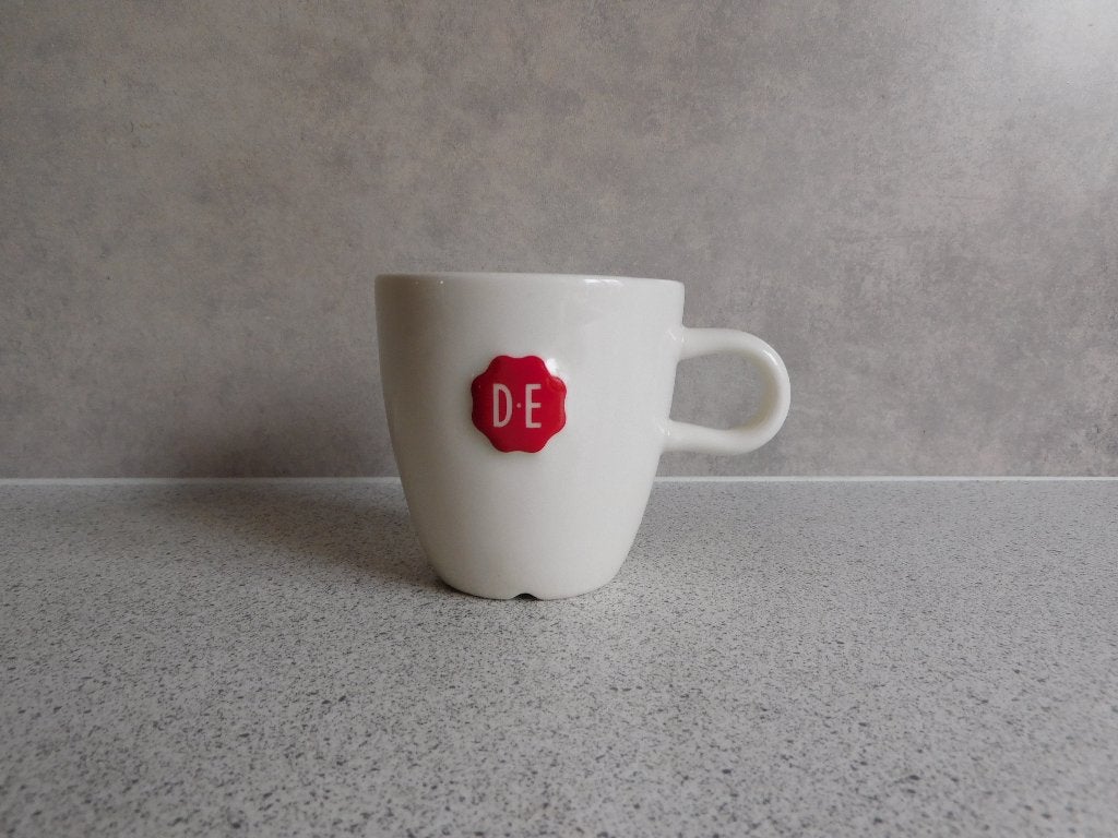 Mok 270 ml. Creme Rood Zegel Douwe Egberts, Ophalen of Verzenden, Zo goed als nieuw, Overige stijlen, Kop(pen) en/of Schotel(s)
