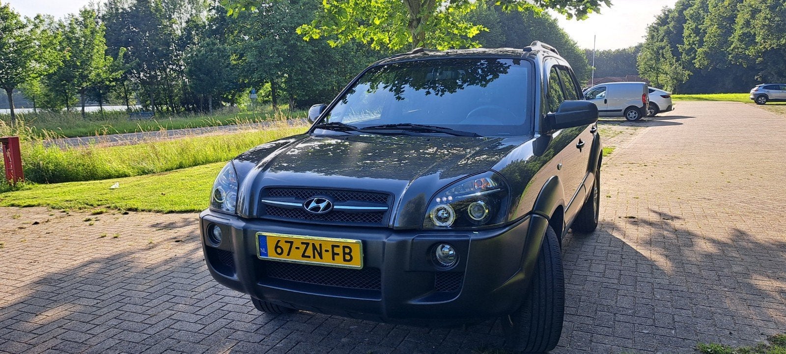 Hyundai Tucson 2.0 I 2WD 2008 Grijs, Auto's, Hyundai, Particulier, Tucson, Benzine, D, SUV of Terreinwagen, Handgeschakeld, Origineel Nederlands